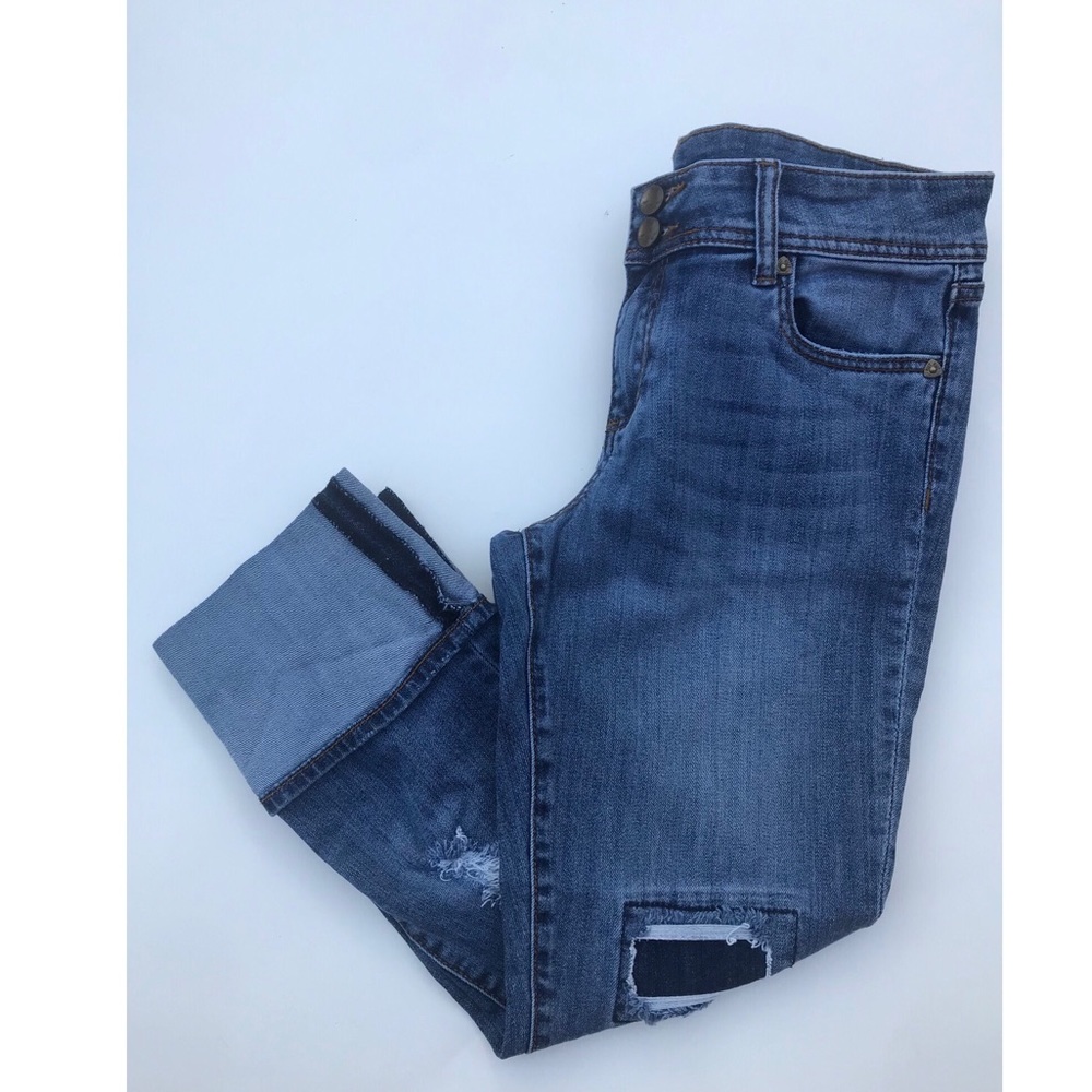 Kut From Kloth | (sz 6) Cameron Patched Up Crop Jeans